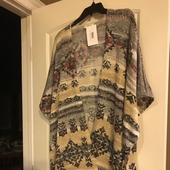 Kimono - Picture 1 of 2